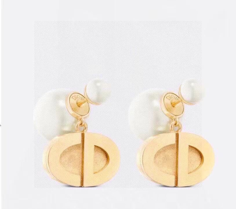 chr1st1an D10r earrings
